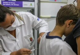 Brasil está perto de alcançar a meta de vacinação contra o vírus HPV